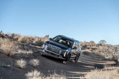 The Hyundai Palisade flagship SUV gets updated for 2022