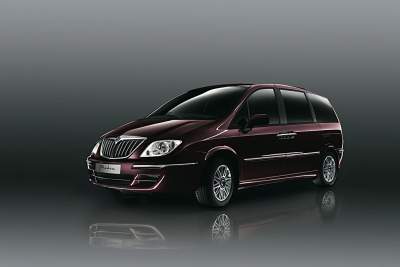 The New 170 HP Phedra 2.2 Multijet