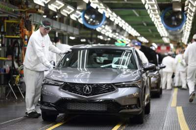 Production of the Acura Integra begins in U.S.A