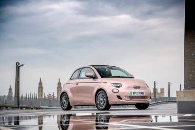 Fiat 500 joins U.K.'s largest electric car fleet