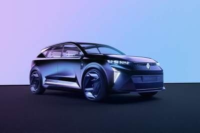 This Renault Scenic Vision Concept is a hydrogen-fuelled compact people-carrier