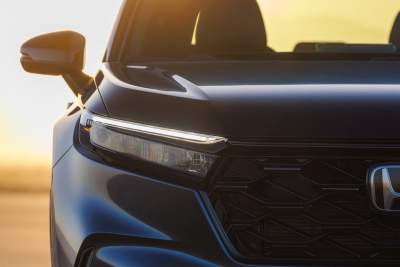Honda reveals first teaser images of new CR-V