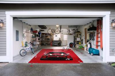 MINI U.S.A sends life-sized puzzles to customers awaiting delivery of their cars