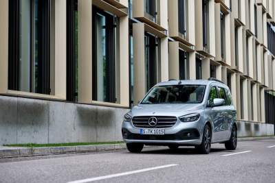 Mercedes-Benz T-Class scores at Euro NCAP