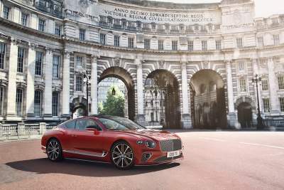 Bentley celebrates 20 years in China by bringing a taste of London via Mulliner commissions