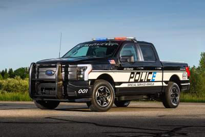 Ford reveals electrified and bespoke pickup truck specially for police use