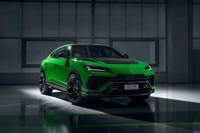 Lamborghini has revealed a more hardcore Urus, the Urus Performante
