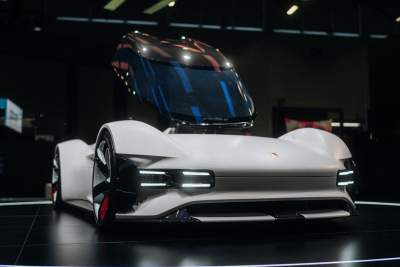 Porsche presents Vision Gran Turismo at gamescom