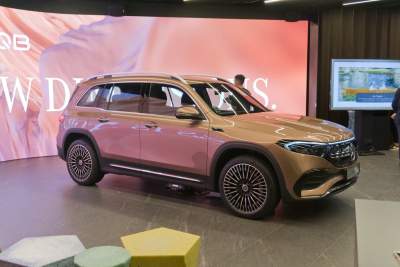 The Mercedes-Benz EQB arrives in Singapore, and you can now book your own online