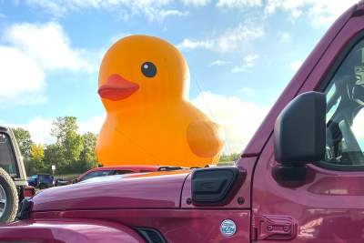 Jeep presents the world's largest duck
