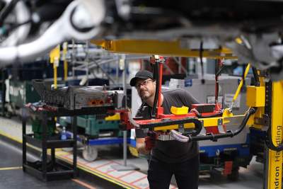 Jaguar Land Rover unveils Future Skills Programme