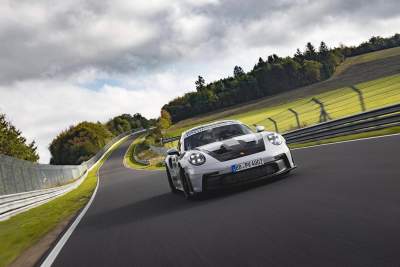 Porsche's GT3 RS is a monster at the 'ring