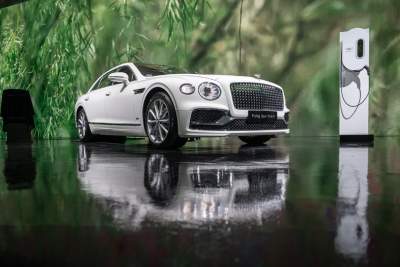 The Bentley Flying Spur Hybrid arrives in Singapore
