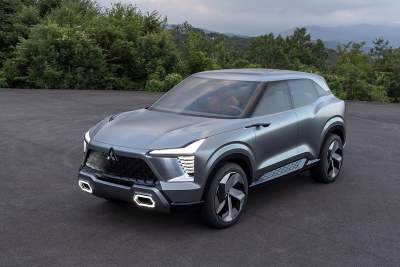 Mitsubishi premieres the XFC concept