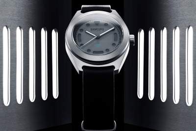 Land Rover and Bamford collaborate on a watch inspired by the Land Rover Defender