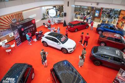 Save on a new car (and petrol) with these fuel-sipping models at the Sgcarmart Trusted Brand Showcase - Jack Cars at Bedok Mall