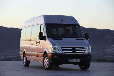 Mercedes-Benz launches the Sprinter Coach and MiniBus series