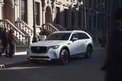 Mazda reveals new CX-90 flagship SUV