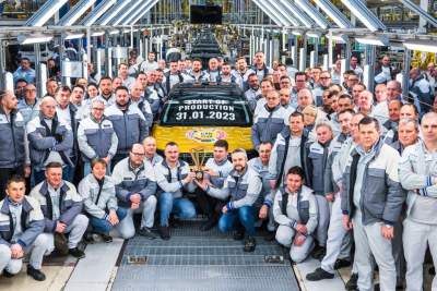 Jeep starts assembly of Jeep Avenger at Tychy plant
