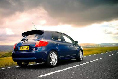 Toyota Auris brings in a new aura