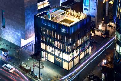 Bentley opens new Bentley Cube retail concept in Seoul