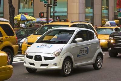 Subaru R1e: Batteries all included