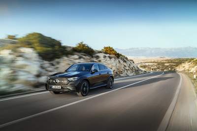 Mercedes-Benz pulls the covers off new, sleeker-looking GLC Coupe