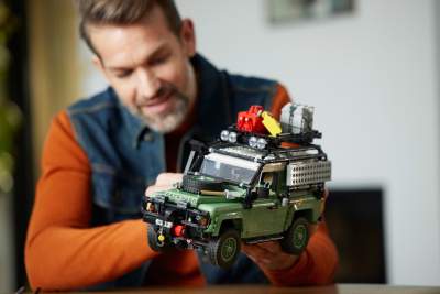 LEGO reveals new LEGO Icons Classic Land Rover Defender 90 set