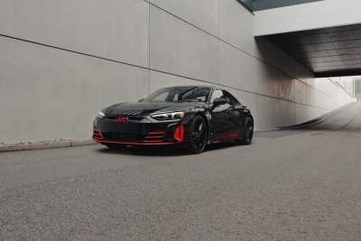 Audi customers in the U.S.A can now get the prototype-like RS e-tron GT project_513/2