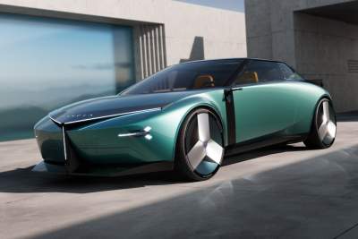 Lancia reveals new Pu+Ra HPE concept