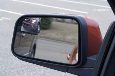 New Ford mirror design and radar systems to minimize blind spot risk