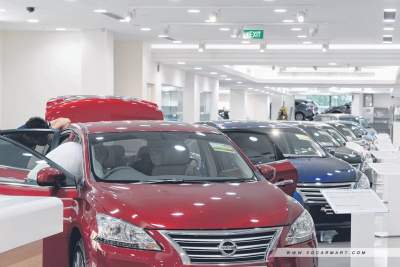 This is how the COE bidding system works in Singapore
