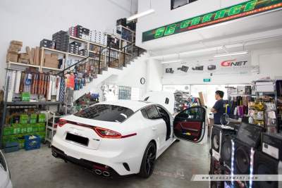 Here are 8 car accessories & audio workshops that are open even on Sundays