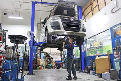 6 commercial vehicle workshops to repair and service your van, truck and lorry