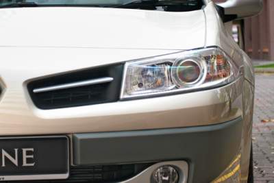 2009 Renault Megane Sedan 1.6 (A) Review