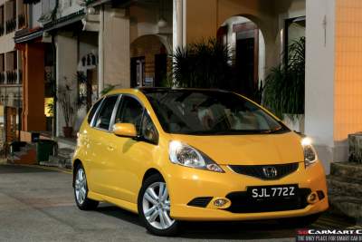 Honda Jazz 1.5 S Skyroof (A) Review