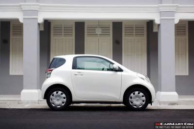 Toyota iQ 100G (A) Review