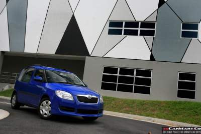 Skoda Roomster 1.6 (A) Review