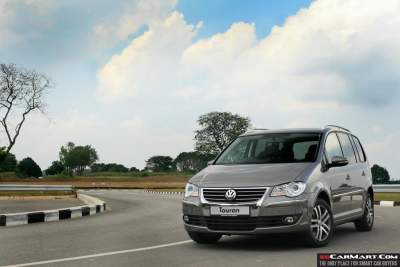 Volkswagen Touran Sport 1.4 TSI (A) Review