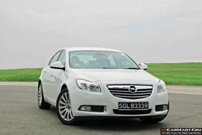 Opel Insignia 2.0 (A) Review