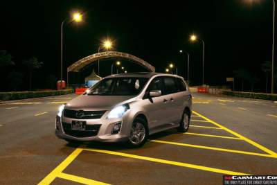 Mazda 8 2.3 (A) Review