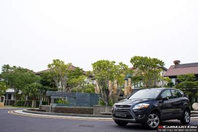 Ford Kuga 2.5 (A) Review