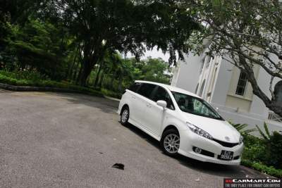Toyota Wish 1.8 CVT (A) Review