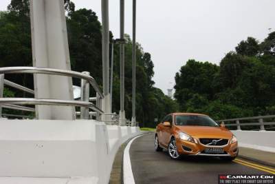Volvo S60 2.0T (A) Review