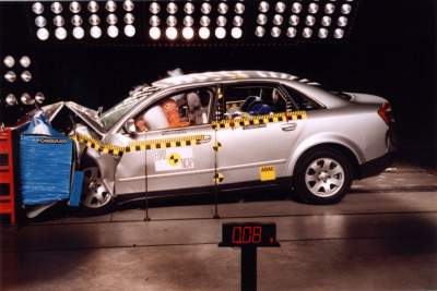 Audi A4 - five stars in Euro NCAP crash tests