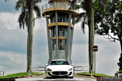 Maserati GranTurismo MC Stradale 4.7 (A) Review