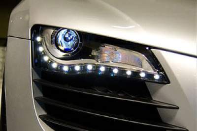 First full-LED headlamp for the Audi R8