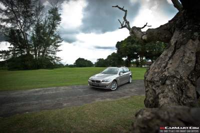 BMW 5 Series Touring 535i (A) Review