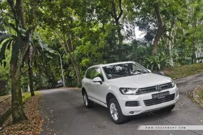 Volkswagen Touareg Hybrid 3.0 V6 (A) Review