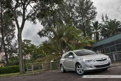 Opel Astra Sports Tourer 1.4 Turbo (A) Review